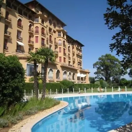 Joli 30m² Piscine Parking Daire *