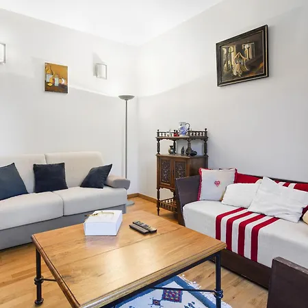 Joli 30m² Piscine Parking Daire Saint-Raphaël